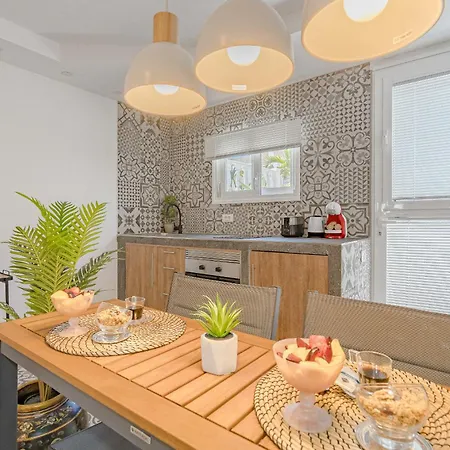 Angel's Tropical Apartmán Callao Salvaje