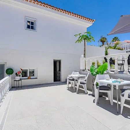 Angel's Tropical Апартаменты *